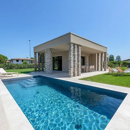 Villa Grace *
