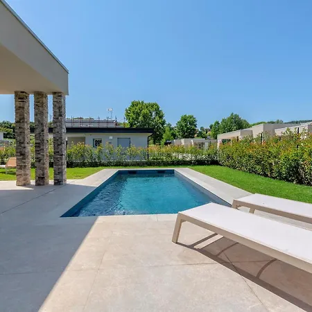 Villa Grace *