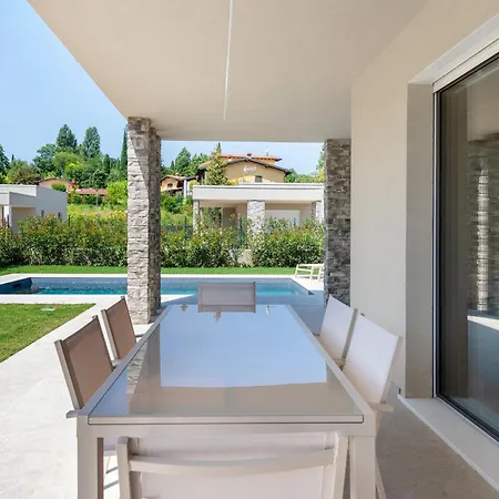 Grace Villa Padenghe sul Garda